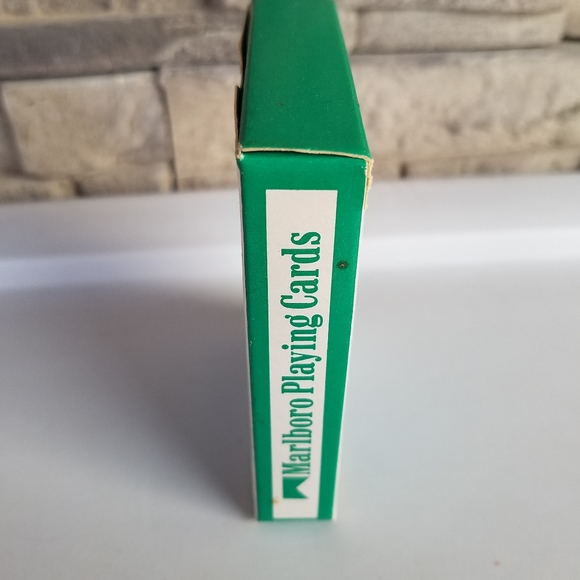 1989 Marlboro Horse Playing Cards Running Across River White Philip Morris OA - Picture 6 of 8